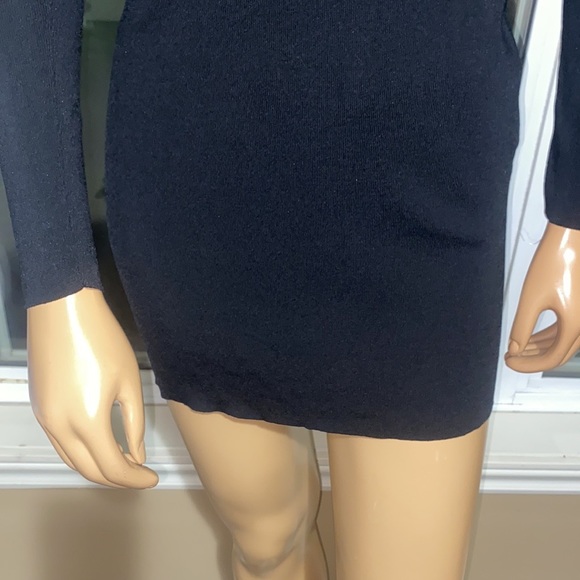 ‼️ Lovely Black Fitted Mini Dress - Picture 2 of 7